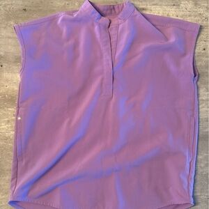 Women’s Fig Scrub Top. XXS